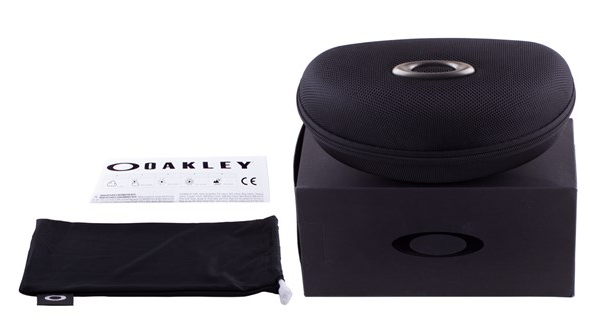 Oakley radar ev advancer black deals photochromic sunglasses