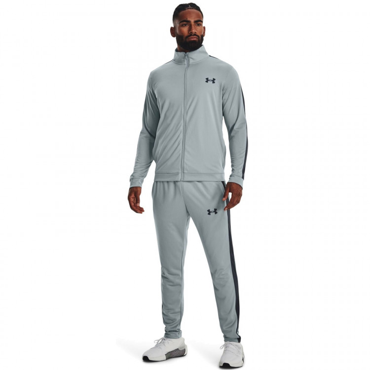 Under armour suits top