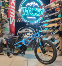 Велосипед Novatrack Blast 18" синий (магниевый сплав, диск.тормоза)