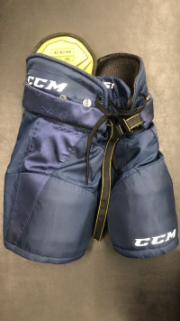 Шорты CCM Super Tacks AS1 YTH Navy L (1 сезон, очень хорошее состояние)