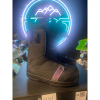 Ботинки для сноуборда Salomon PEARL Black/Black/Royal Lilac 245 мм (демо, состояние идеальное)
