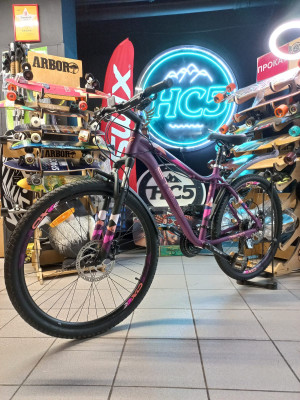 Велосипед Stels Miss-7500 D 27.5&quot; V010 (м) темно-пурпурный рама: 18&quot; (новый, гидрав.тормоза) 