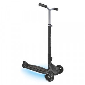 Трехколесный самокат Globber Ultimum Lights черный 