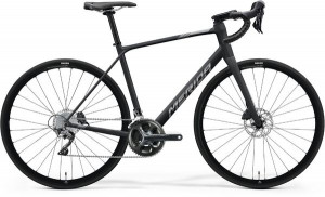 Велосипед Merida Scultura Endurance 300 28&quot; SilkBlack/DarkSilver Рама: XL (2022) 