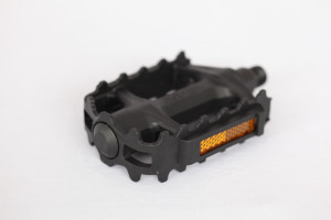 Педали Neco WP163 пластик, насыпные подшипники, черный 