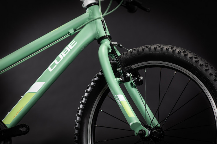Cube Acid 200 green n white 2021
