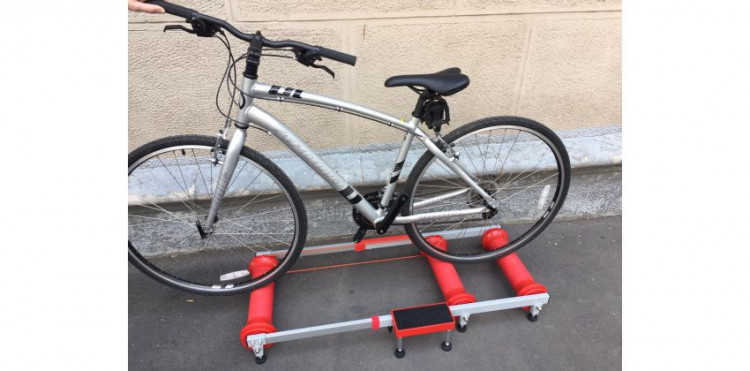 Bccn bike roller hotsell