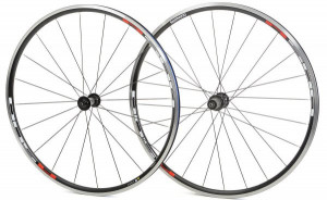 Комплект колес Shimano, R501A, 28&quot;, плоск. спицы, цв. черный 