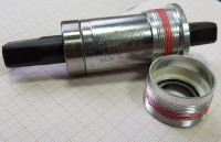 Каретка Neco B920BAL под квадрат, Italian 68/107,5мм, в торг.уп.