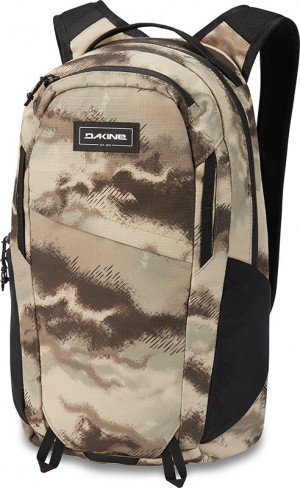 Туристический рюкзак Dakine Canyon 16L Ashcroft Camo Pet 