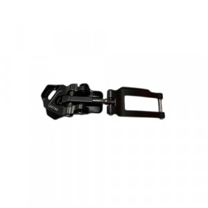 Клипса горнолыжная Head Buckle RD2/RD2/C MI RH LA/LB Stud T правая длинная 7730 